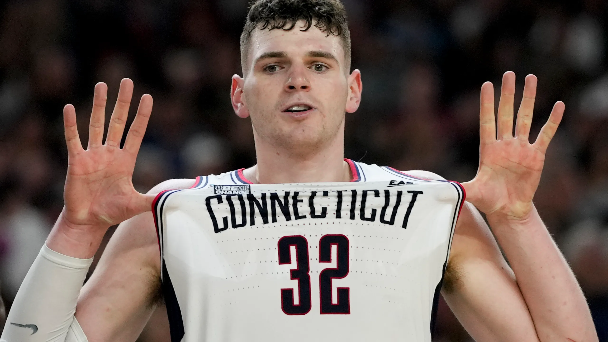 Prospetto NBA Donovan Clingan: Il biglietto dell'Italia per il successo nel basket?